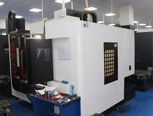 CNC加工中心
