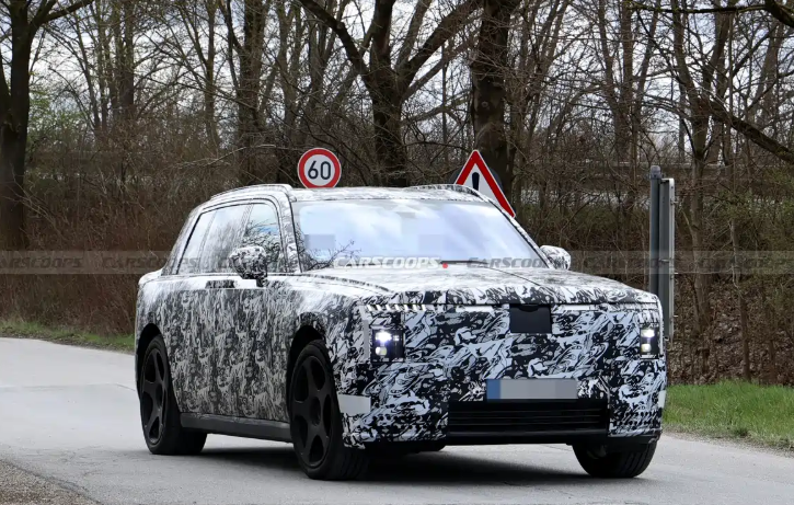 全新纯电劳斯莱斯SUV拖车臂谍照 发动机盖开启方式很特别 库里南附体